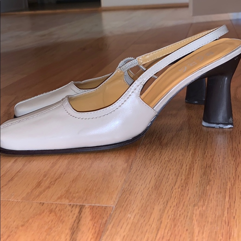BCBG paris vintage heels